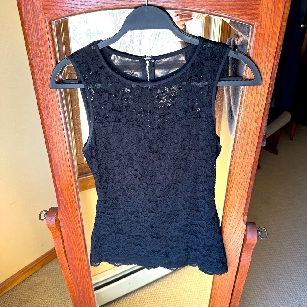 Express Black Lace Sleeveless Lined Top with Zippered Back sz sm